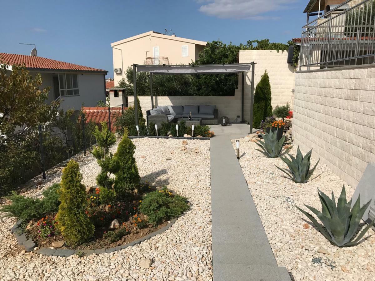 Appartamento Ferienhaus Ivanka Traù Esterno foto